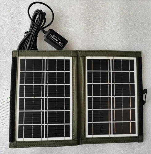 Сонячна панель з USB виходом у чохлі Solar Panel CCLamp CL-670
