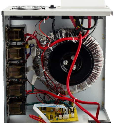 Стабілізатор напруги LogicPower LP-W-5000RD (3000 Вт / 7 ступенів)