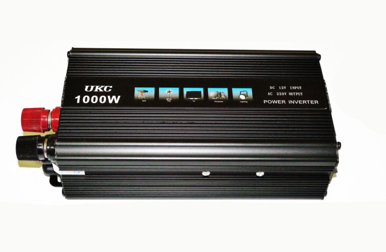 Інвертор UKC 12-220V 1000W Чорний