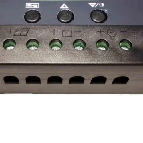 Контроллер заряда солнечной батареи UKC DP-530A 8466